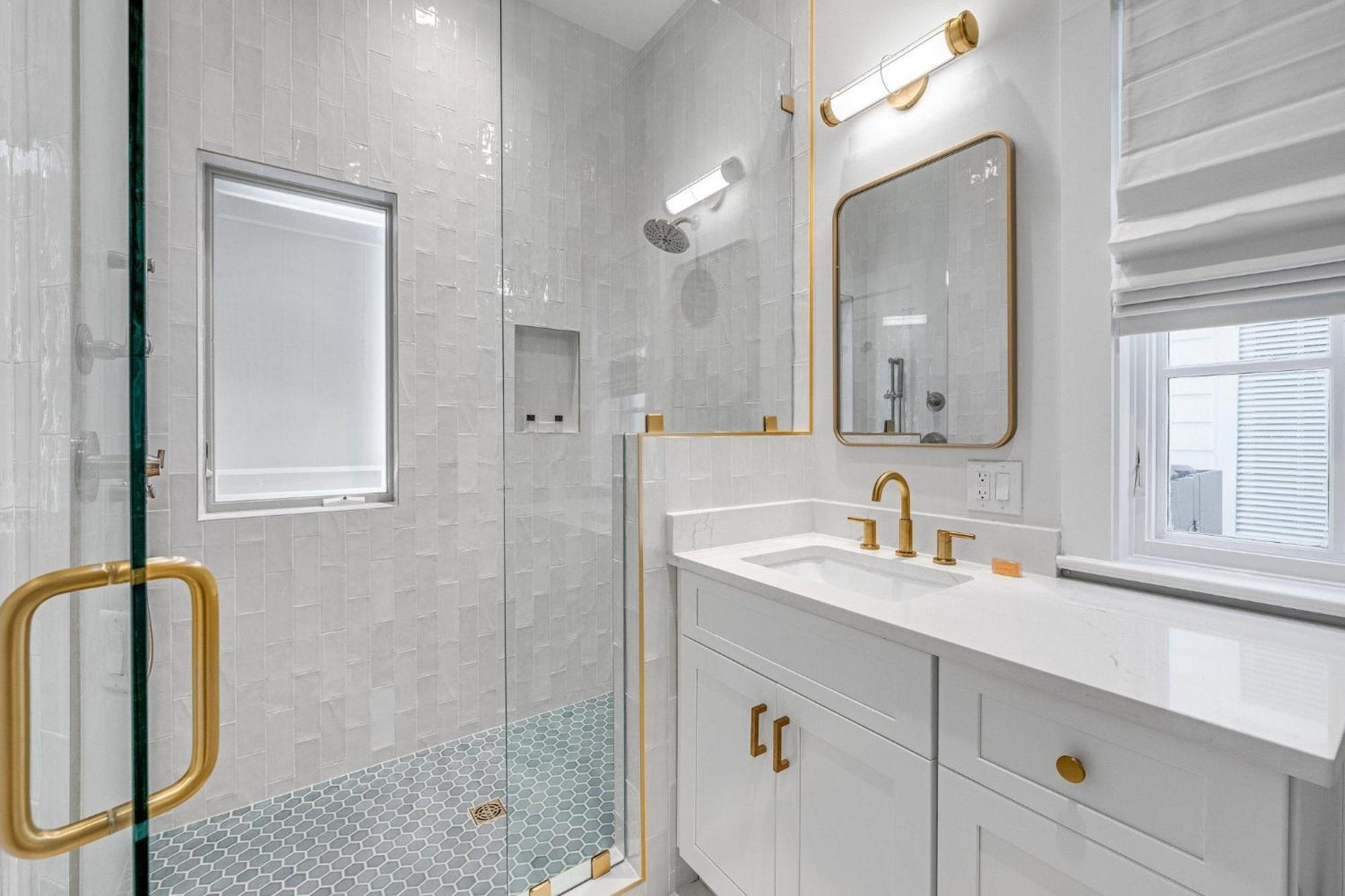 Atwoods Cottage & Carriage House Розмари Бийч Екстериор снимка